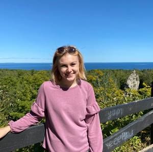 Meet your Posher, Kellie